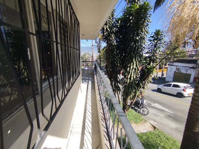 Casa de 6 alcobas en venta en Enciso, Medellín, 128 m² · foto 8 de 24