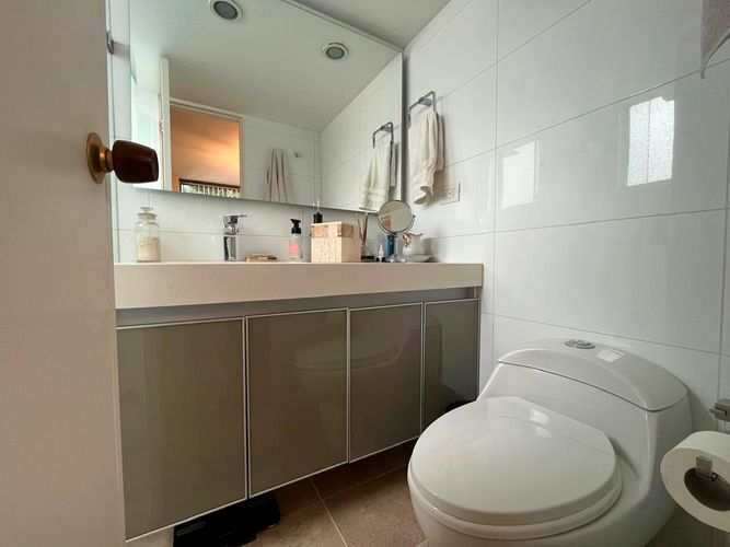 Apartamento de 3 alcobas en venta en El Poblado, Medellín, 108 m² · foto 17 de 18