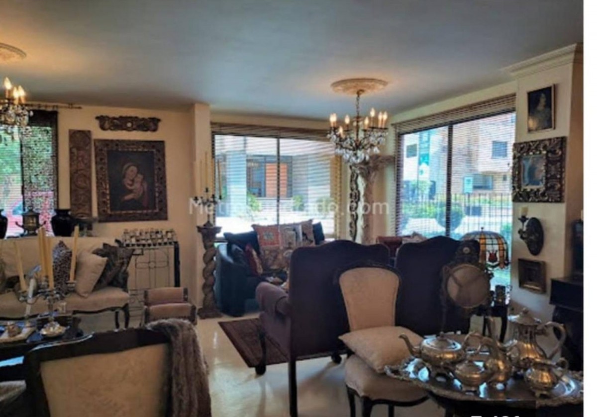 Apartamento en venta en Chicó Navarra, Bogotá · foto 2 de 17