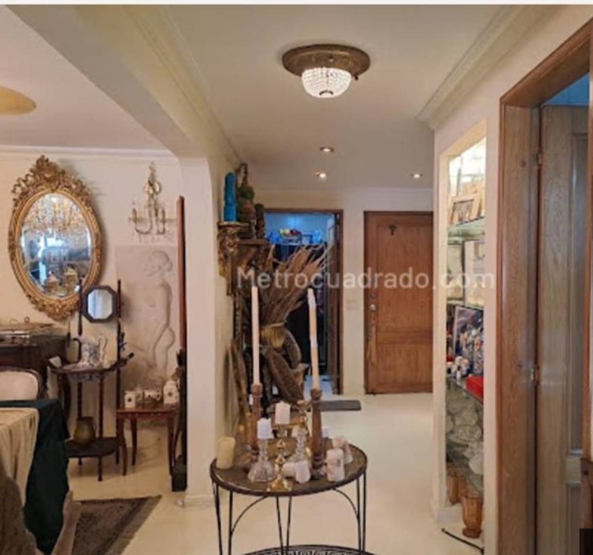 Apartamento en venta en Chicó Navarra, Bogotá · foto 10 de 17