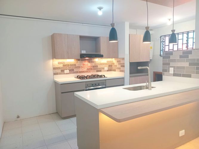 Casa de 3 alcobas en arriendo en El Poblado, Medellín, 210 m² · foto 6 de 18