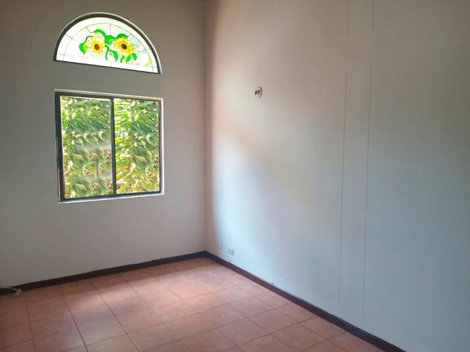Casa de 3 alcobas en arriendo en El Poblado, Medellín, 210 m² · foto 11 de 18