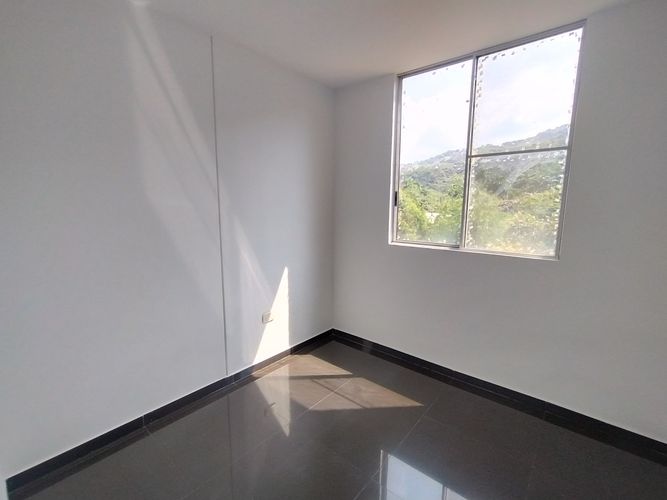 Apartamento de 2 alcobas en venta en Aguacatal, Cali, 60 m² · foto 8 de 14