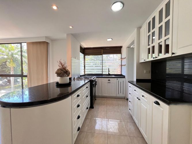 Apartamento de 3 alcobas en arriendo en El Poblado, Medellín, 135 m² · foto 8 de 20