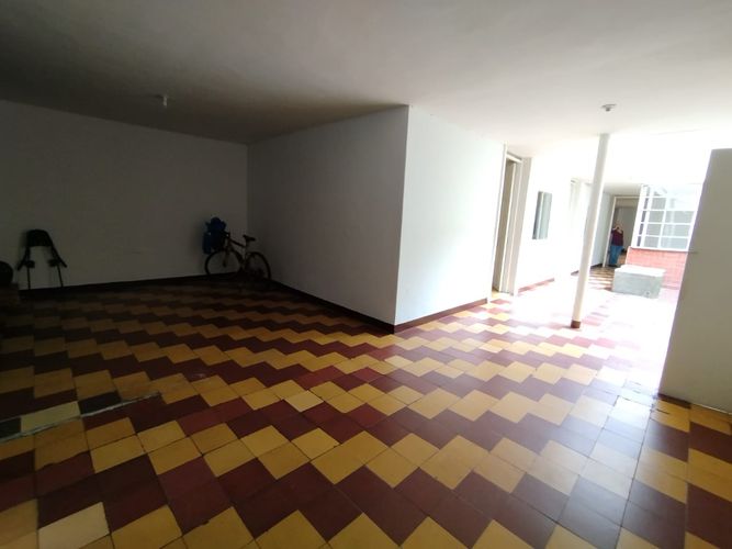 Casa de 5 alcobas en venta en Prado, Medellín, 203 m² · foto 10 de 24
