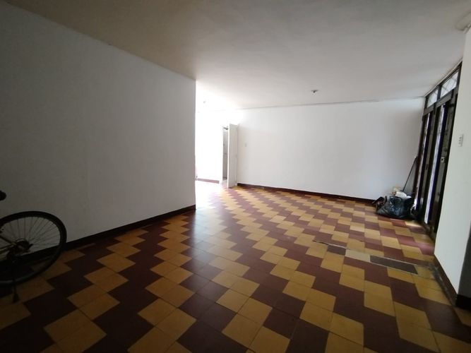 Casa de 5 alcobas en venta en Prado, Medellín, 203 m² · foto 17 de 24