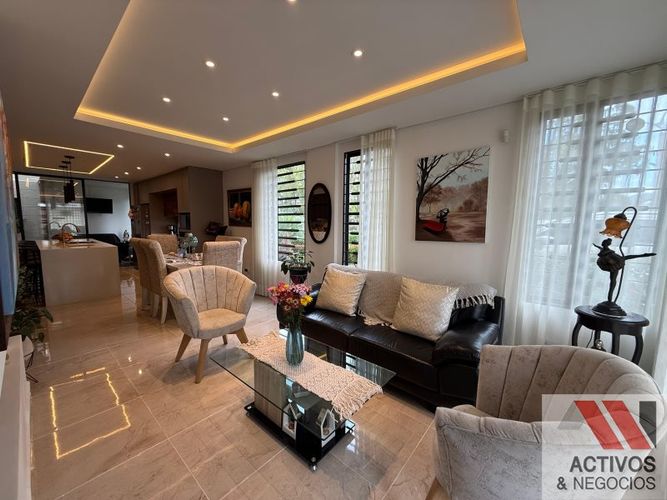 Casa de 3 alcobas en venta en El Tambo, La Ceja, 165 m² · foto 3 de 22