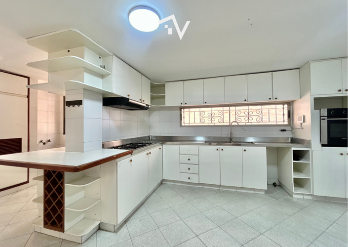 Edificio en venta en Altos Del Prado, Barranquilla, 947 m² · foto 23 de 24