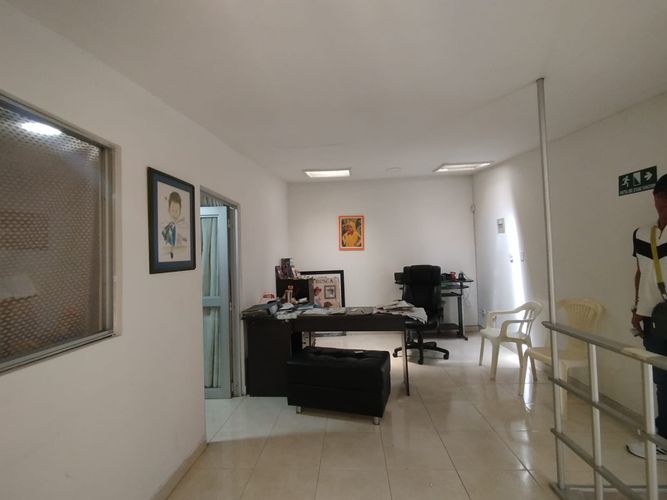 Local en arriendo en San Nicolas, Pereira, 218 m² · foto 2 de 5