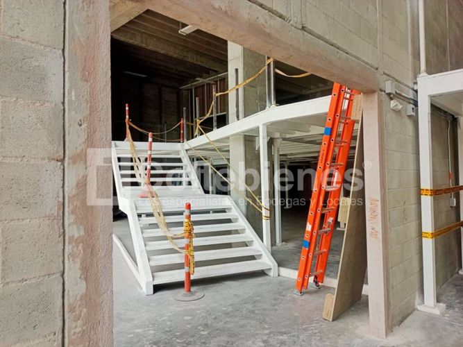 Local en arriendo en Colombia, Medellín, 3395 m² · foto 5 de 20