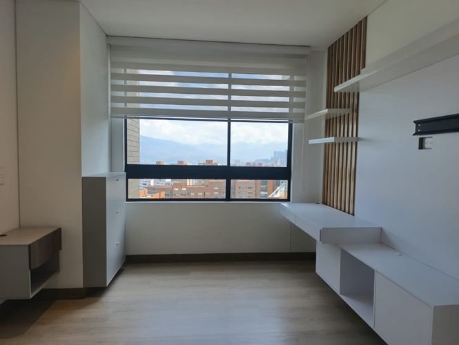 Apartamento de 2 alcobas en arriendo en El Castillo, Medellín, 89 m² · foto 17 de 19