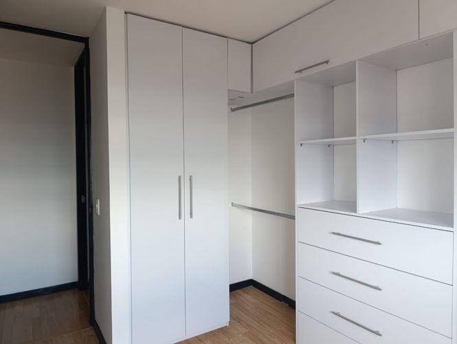 Apartamento de 3 alcobas en venta en El Poblado, Medellín, 89 m² · foto 16 de 18