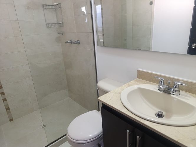 Apartamento de 3 alcobas en venta en El Poblado, Medellín, 89 m² · foto 17 de 18