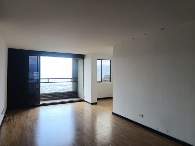 Apartamento de 3 alcobas en venta en El Poblado, Medellín, 89 m² · foto 2 de 18