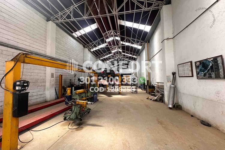 Bodega en arriendo en Jardines De Fe, Bello, 1041 m² · foto 15 de 15