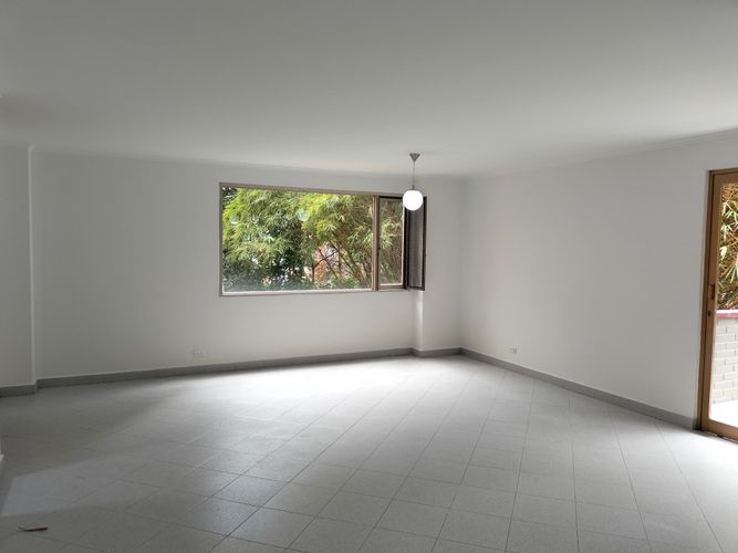 Apartamento de 3 alcobas en arriendo en Castropol, Medellín, 130 m² · foto 13 de 19