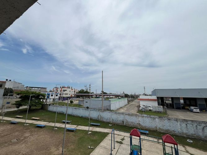 Apartamento de 3 alcobas en venta en Las Trinitarias, Soledad, 49 m² · foto 5 de 24