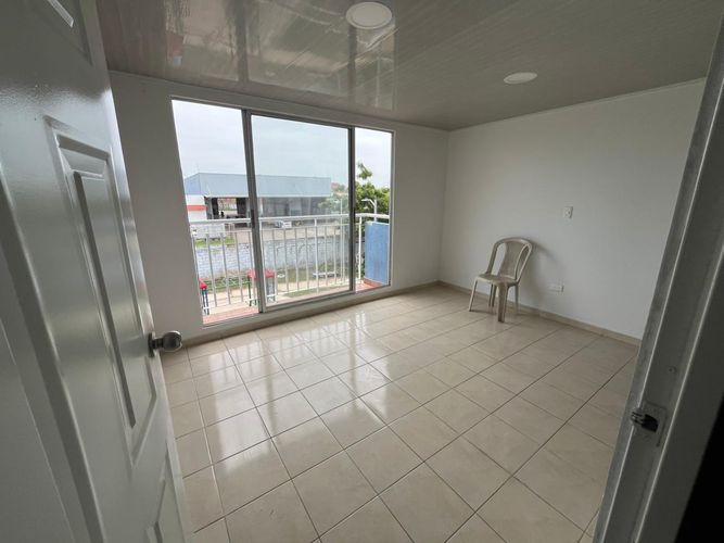 Apartamento de 3 alcobas en venta en Las Trinitarias, Soledad, 49 m² · foto 6 de 24