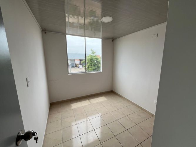 Apartamento de 3 alcobas en venta en Las Trinitarias, Soledad, 49 m² · foto 12 de 24