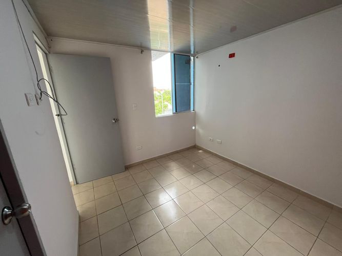 Apartamento de 3 alcobas en venta en Las Trinitarias, Soledad, 49 m² · foto 18 de 24