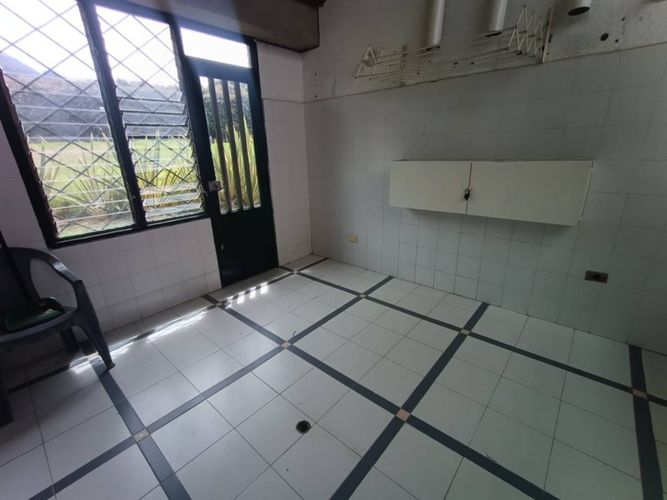 Casa de 6 alcobas en venta en Siberia, Cota, 510 m² · foto 12 de 24