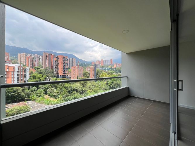 Apartamento de 2 alcobas en arriendo en Cumbres, Envigado, 80 m² · foto 13 de 13