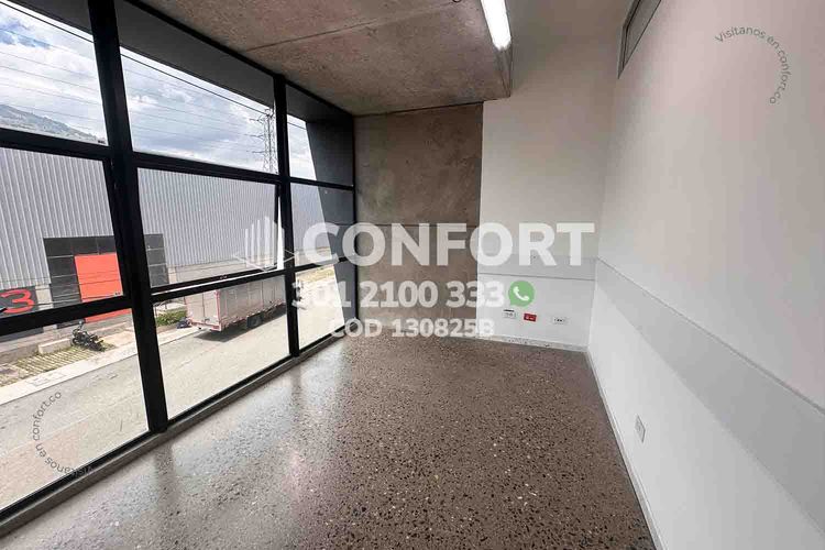Bodega en arriendo en Actividad Multiple, Copacabana, 544 m² · foto 17 de 17