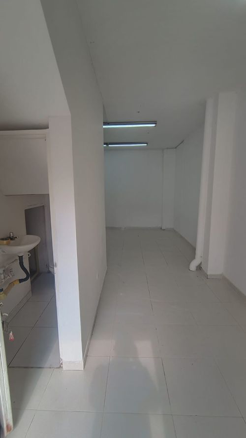 Local en arriendo en Villa Colombia, Cali, 27 m² · foto 6 de 13