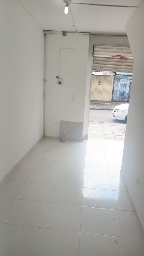 Local en arriendo en Villa Colombia, Cali, 27 m² · foto 10 de 13
