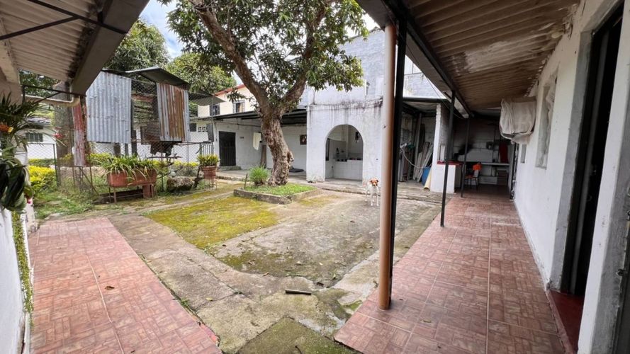 Casa de 4 alcobas en venta en Miramar, Ibagué, 342 m² · foto 6 de 10
