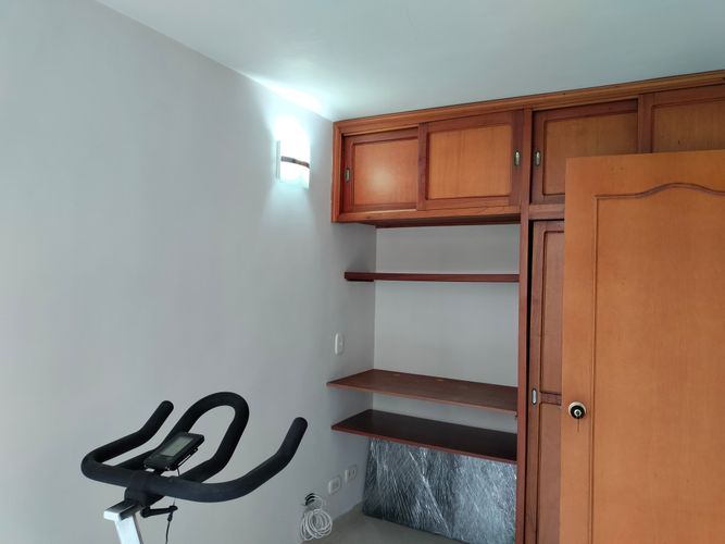 Apartamento de 3 alcobas en venta en El Poblado, Medellín, 80 m² · foto 12 de 16
