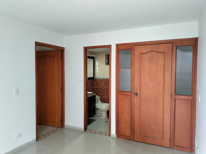 Apartamento de 3 alcobas en venta en El Poblado, Medellín, 80 m² · foto 9 de 16
