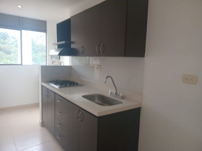 Apartamento en venta en El Poblado, Medellín · foto 4 de 16