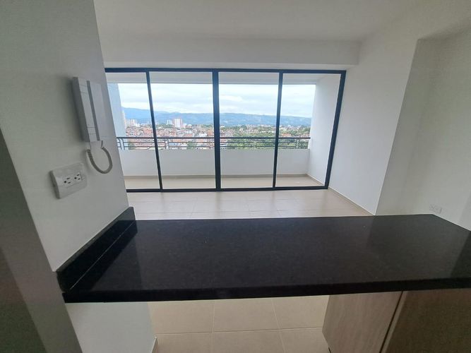 Apartamento de 3 alcobas en venta en Granjas De Provenza, Bucaramanga, 83 m² · foto 5 de 14