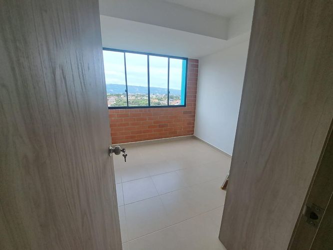 Apartamento de 3 alcobas en venta en Granjas De Provenza, Bucaramanga, 83 m² · foto 9 de 14