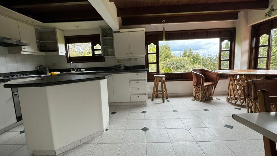 Casa de 3 alcobas en venta en Altos De Yerbabuena, Chía, 435 m² · foto 14 de 24