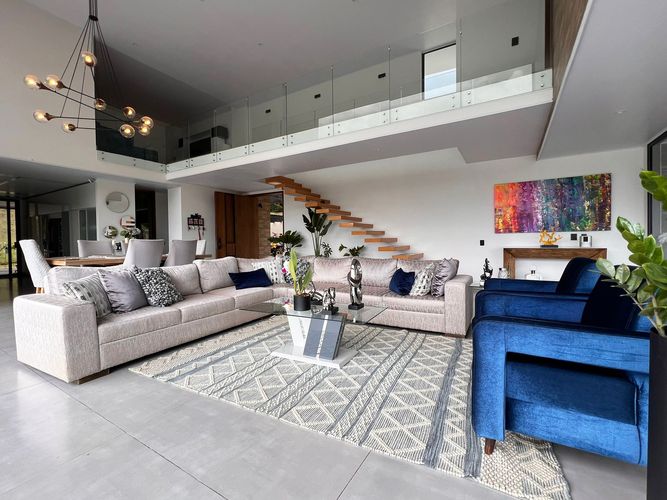 Casa de 4 alcobas en arriendo en Guarne, 650 m² · foto 2 de 18