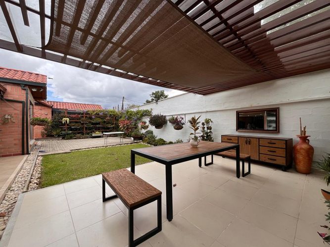 Casa de 3 alcobas en venta en El Retiro, 271 m² · foto 20 de 20