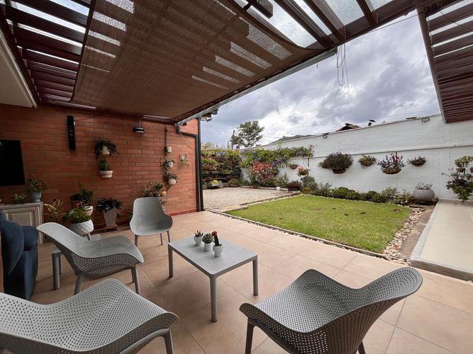 Casa de 3 alcobas en venta en El Retiro, 271 m² · foto 19 de 20