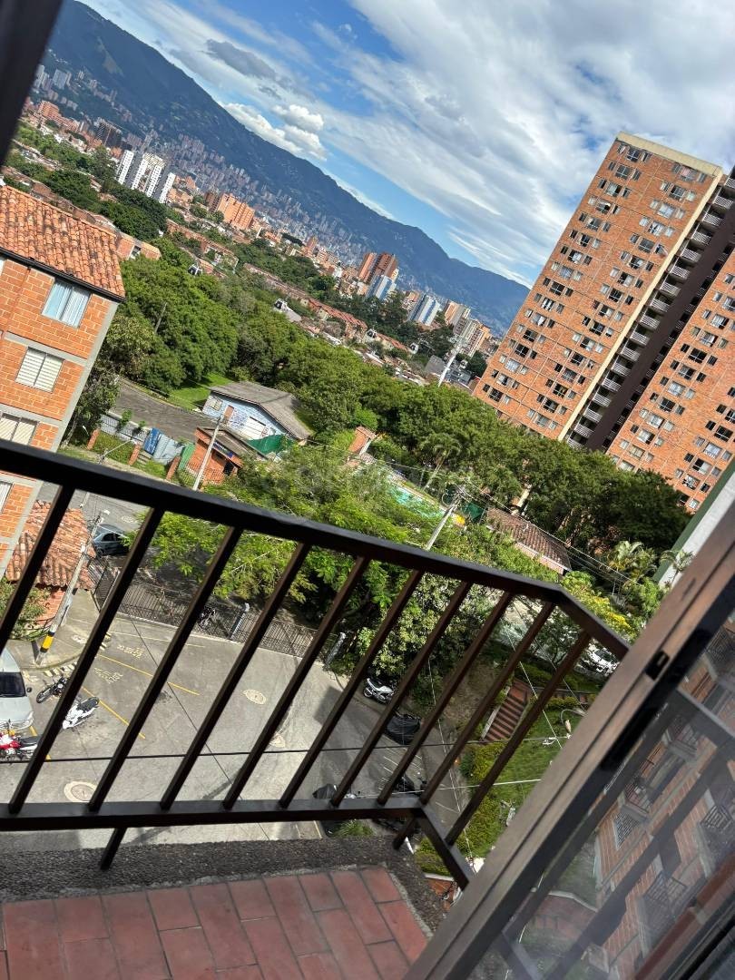 Apartamento en venta en Belén, Medellín · foto 7 de 24
