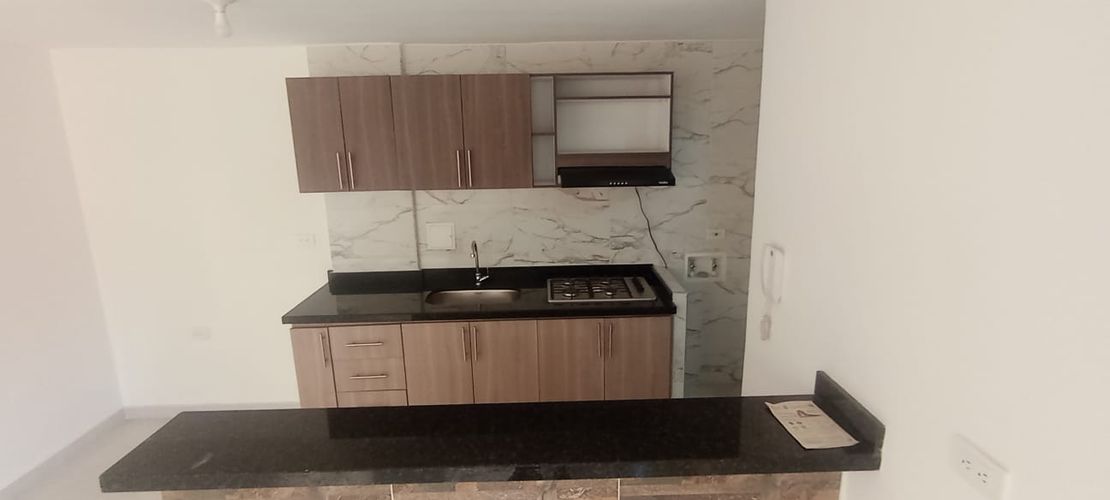 Apartamento de 2 alcobas en venta en Cedro, Girón, 54 m² · foto 10 de 17