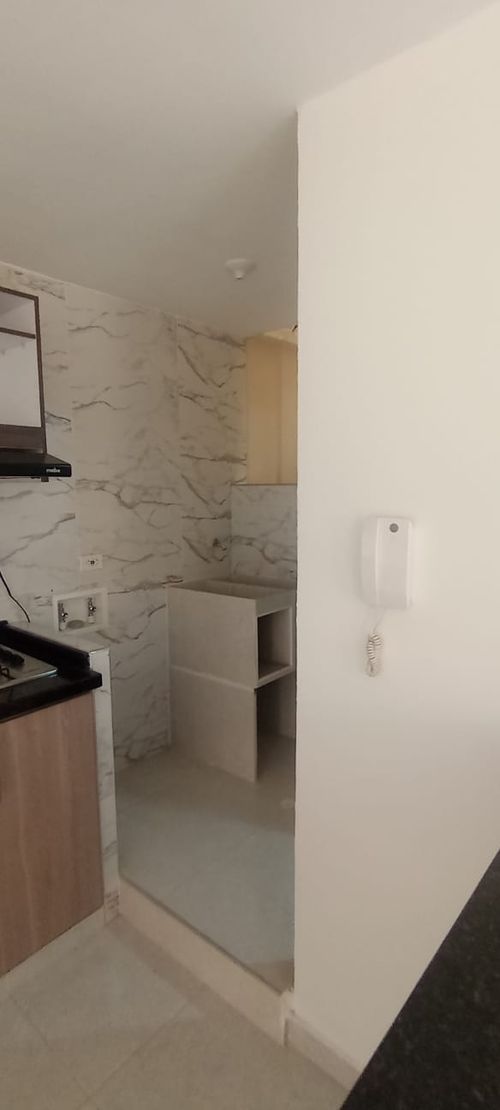 Apartamento de 2 alcobas en venta en Cedro, Girón, 54 m² · foto 14 de 17