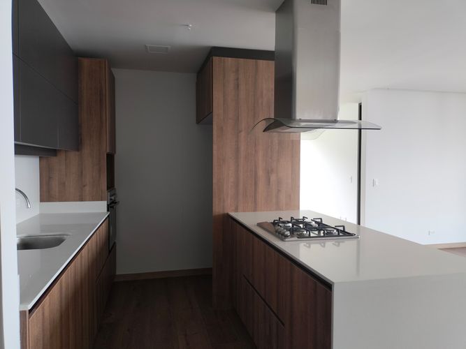 Apartamento de 3 alcobas en venta en El Poblado, Medellín, 140 m² · foto 6 de 19