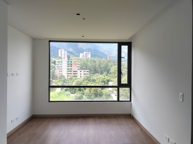 Apartamento de 3 alcobas en venta en El Poblado, Medellín, 140 m² · foto 10 de 19