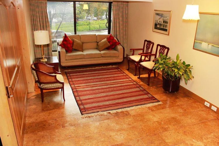 Apartamento de 2 alcobas en venta en La Carolina, Bogotá, 117 m² · foto 3 de 12