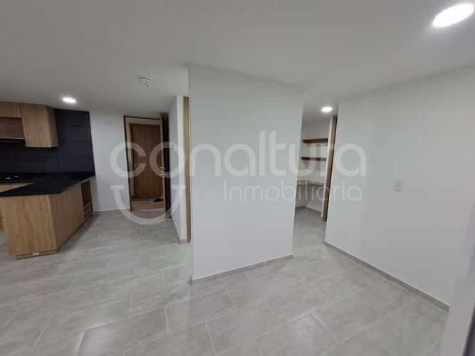 Apartamento de 3 alcobas en venta en Urbanizacion Palmar De Serramonte, Bello, 55 m² · foto 4 de 14