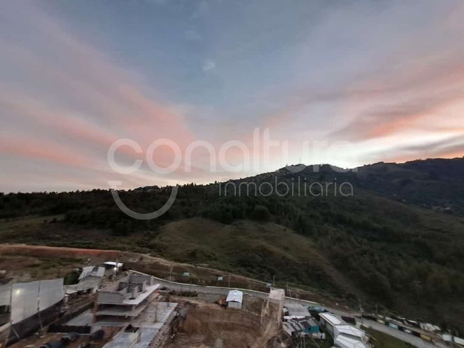 Apartamento de 3 alcobas en venta en Urbanizacion Palmar De Serramonte, Bello, 55 m² · foto 13 de 14