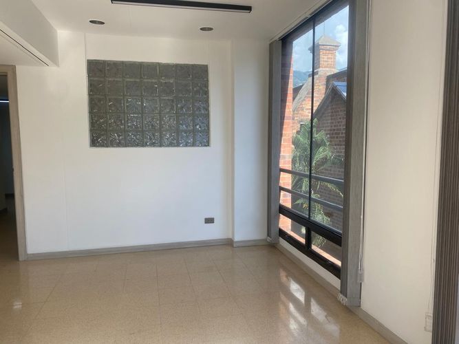 Oficina en arriendo en Astorga, Medellín, 65 m² · foto 2 de 18