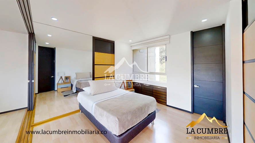 Apartamento de 3 alcobas en arriendo en Las Lomas, Medellín, 180 m² · foto 17 de 20