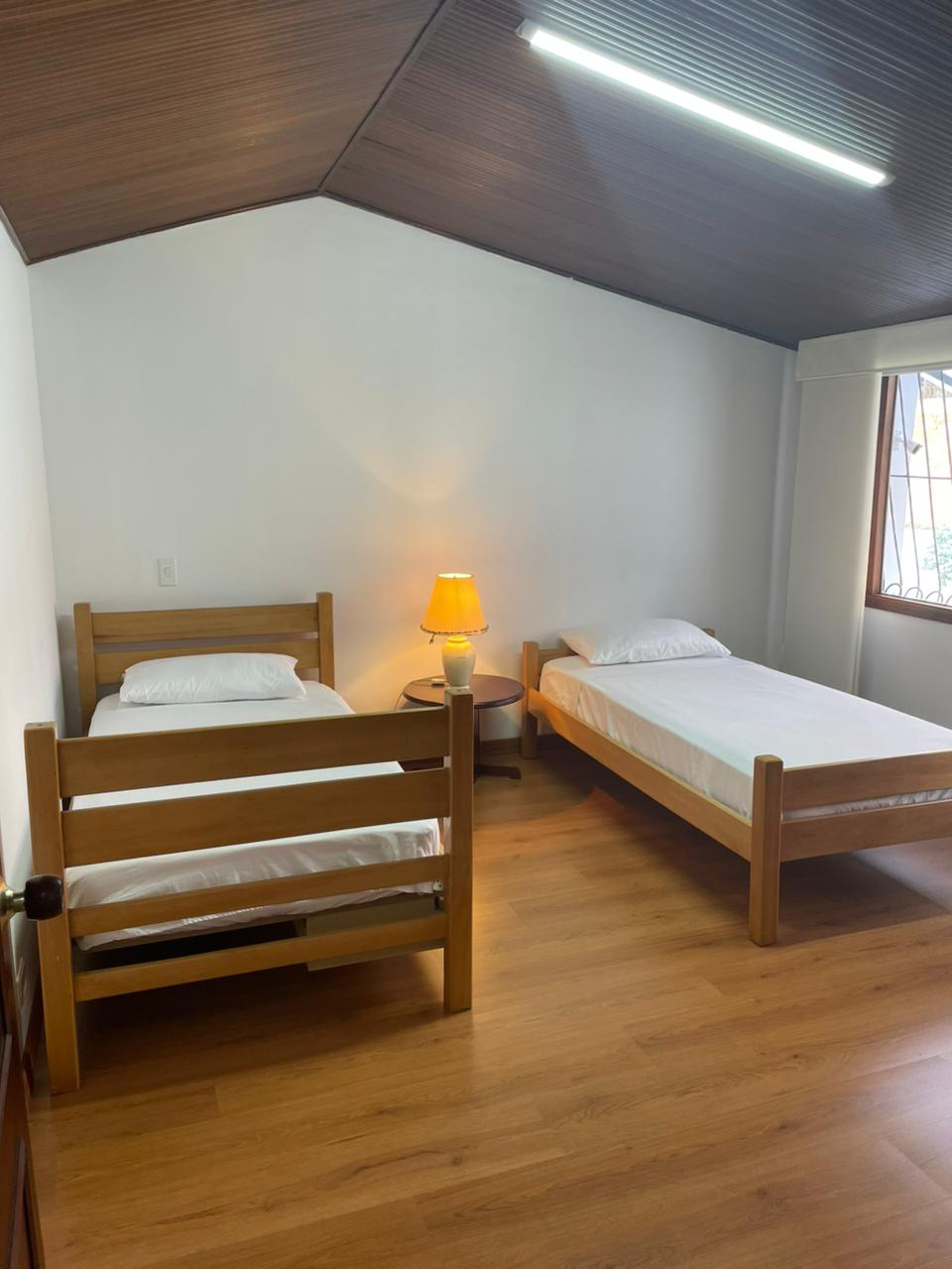 Casa en arriendo en Chicó Navarra, Bogotá · foto 16 de 24